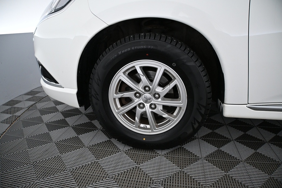 Mitsubishi Outlander PHEV vaihtoauto