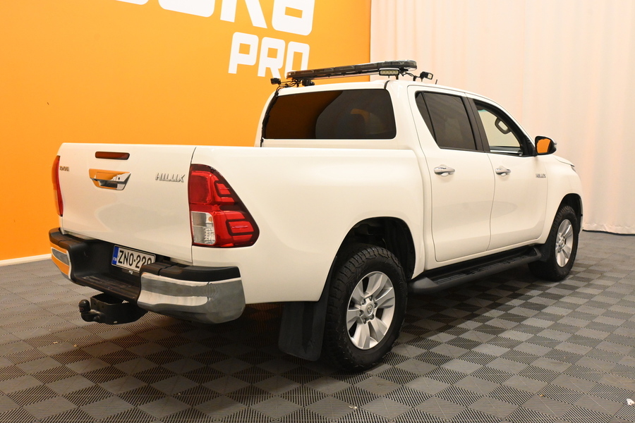 Toyota Hilux vaihtoauto