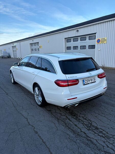 Mercedes-Benz E vaihtoauto