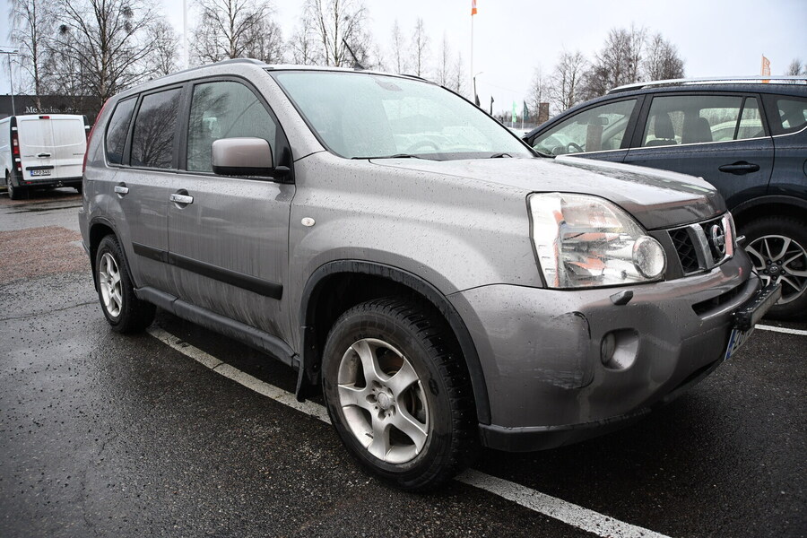 Nissan X-Trail vaihtoauto