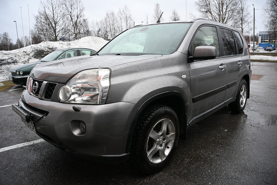 Nissan X-Trail vaihtoauto
