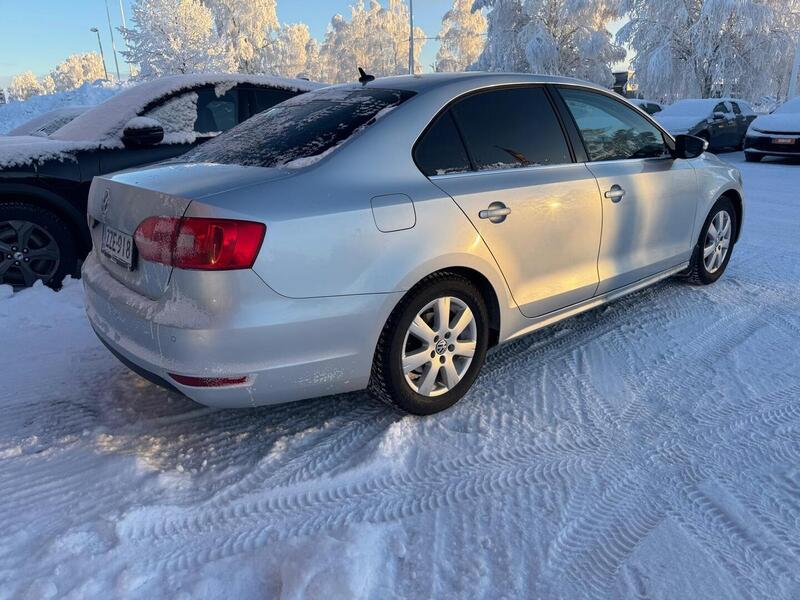 Volkswagen Jetta vaihtoauto