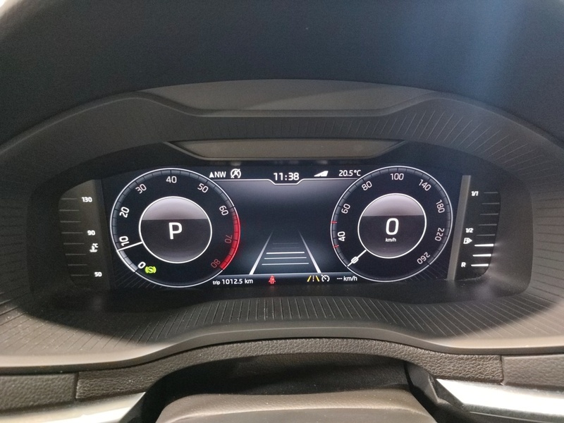 Skoda Karoq vaihtoauto