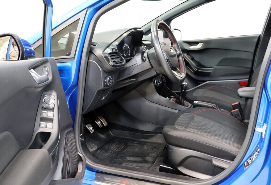 Ford Fiesta vaihtoauto