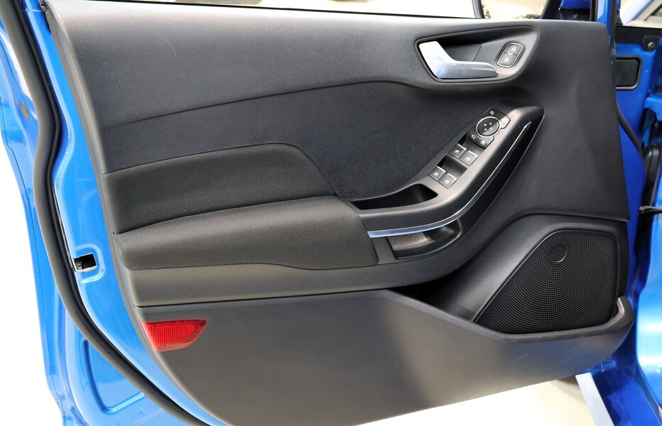 Ford Fiesta vaihtoauto