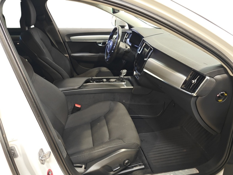 Volvo V90 Cross Country vaihtoauto