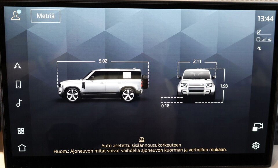Land Rover Defender vaihtoauto