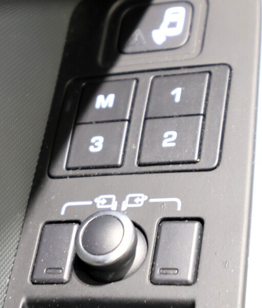 Land Rover Defender vaihtoauto