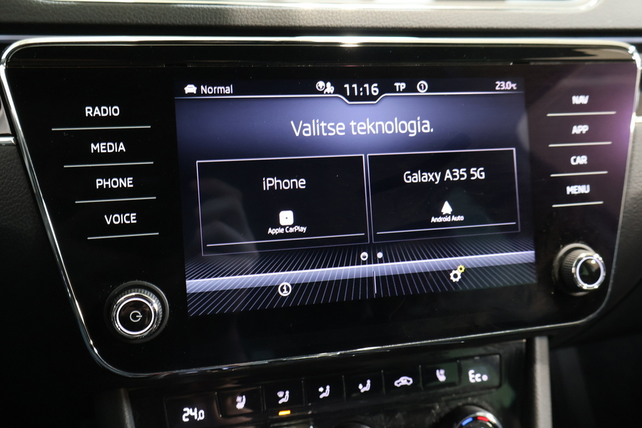 Skoda Superb vaihtoauto