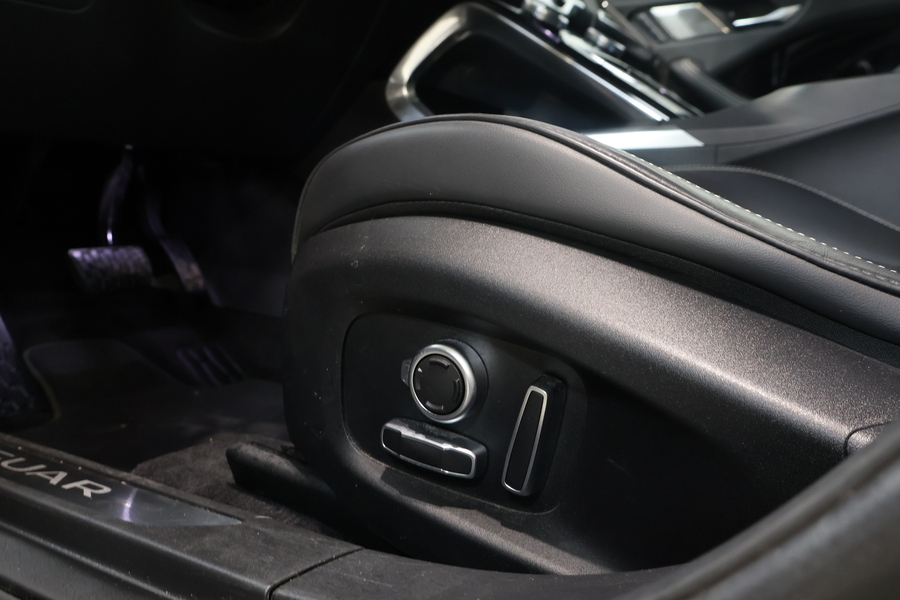 Jaguar I-PACE vaihtoauto