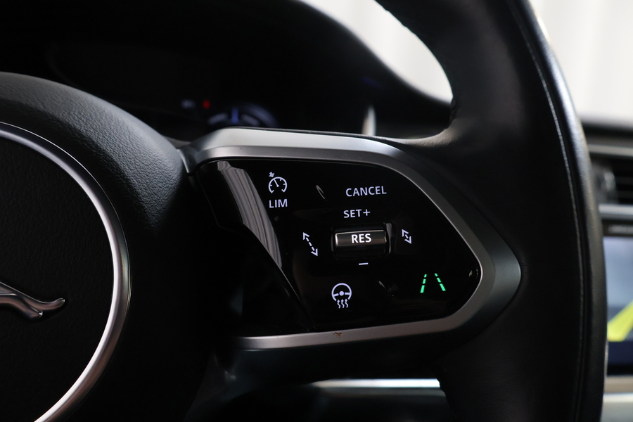 Jaguar I-PACE vaihtoauto