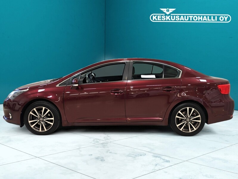 Toyota Avensis vaihtoauto