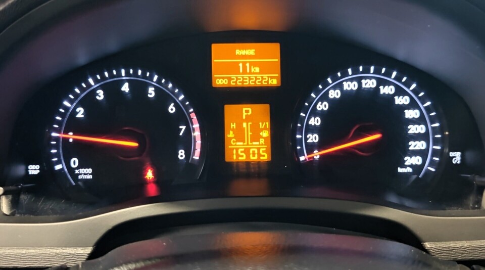 Toyota Avensis vaihtoauto