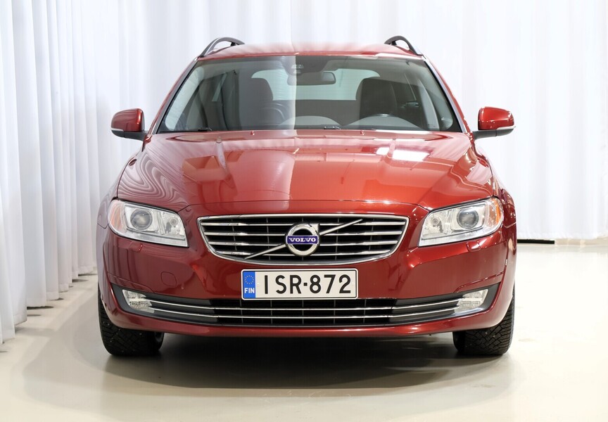 Volvo V70 vaihtoauto