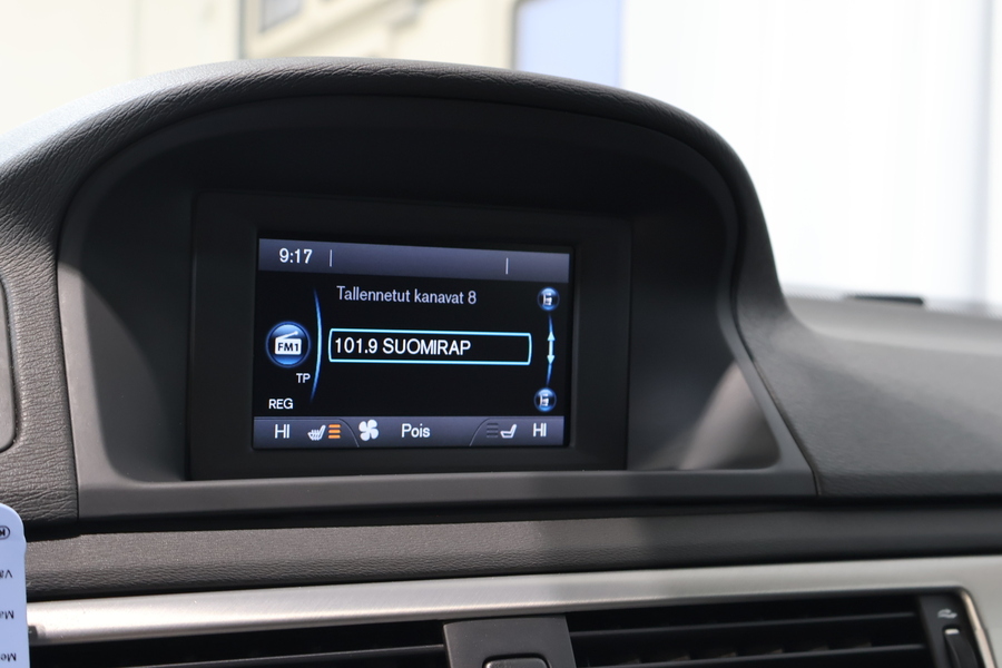 Volvo V70 vaihtoauto