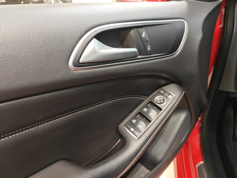 Mercedes-Benz B vaihtoauto