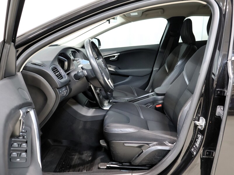 Volvo V40 vaihtoauto