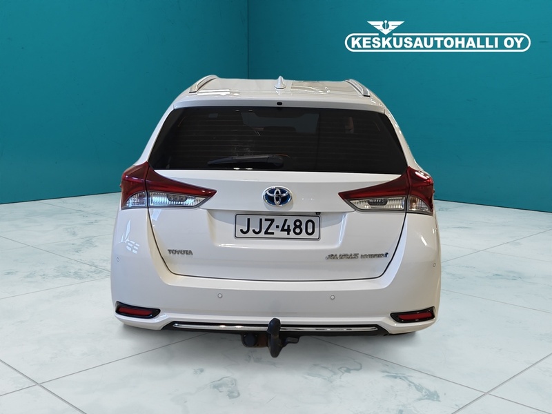 Toyota Auris vaihtoauto