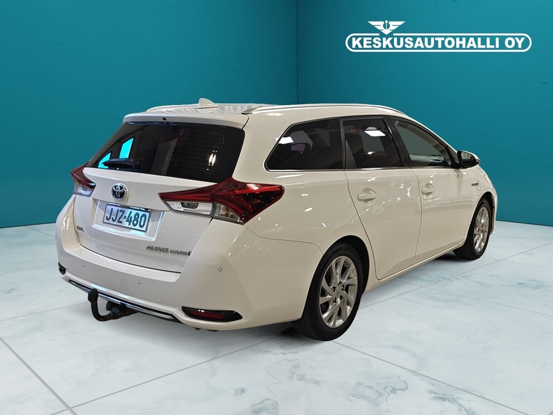 Toyota Auris vaihtoauto