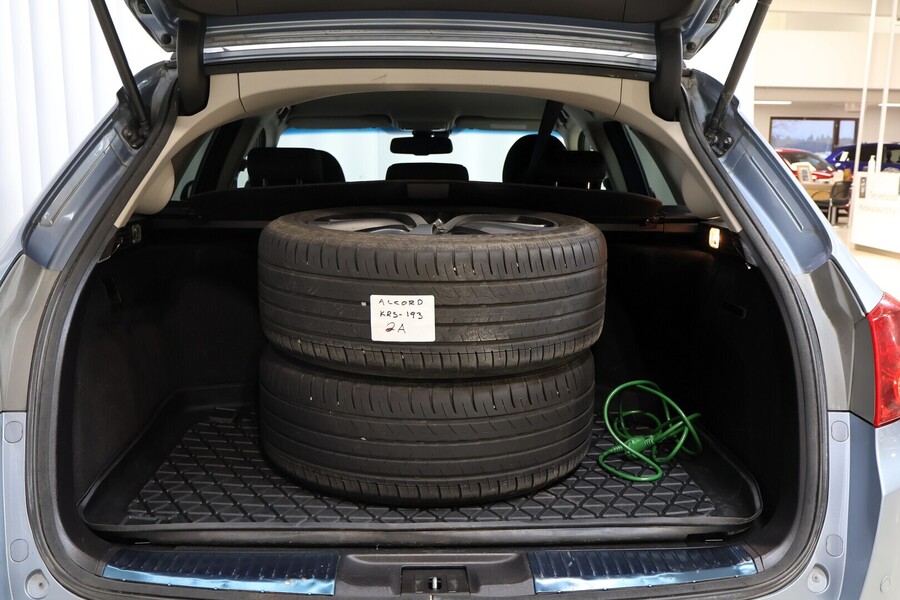 Honda Accord vaihtoauto