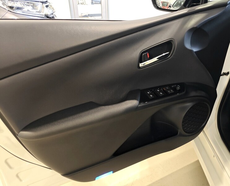 Toyota Prius Plug-in vaihtoauto