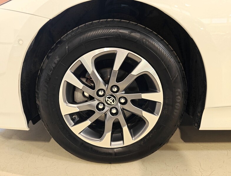 Toyota Prius Plug-in vaihtoauto