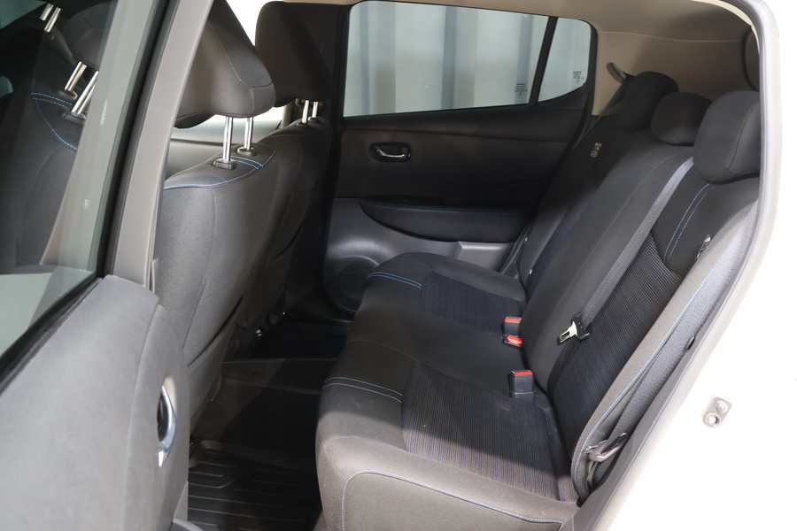 Nissan Leaf vaihtoauto