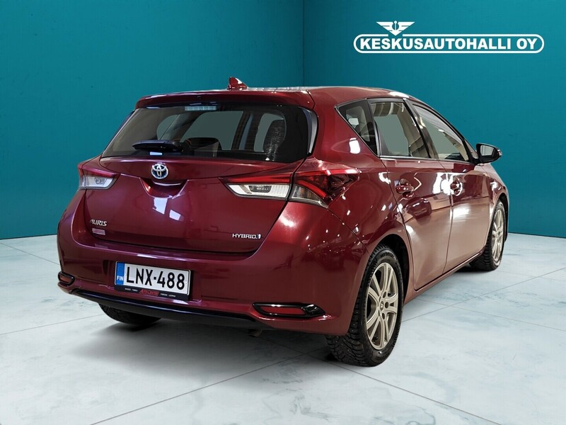 Toyota Auris vaihtoauto