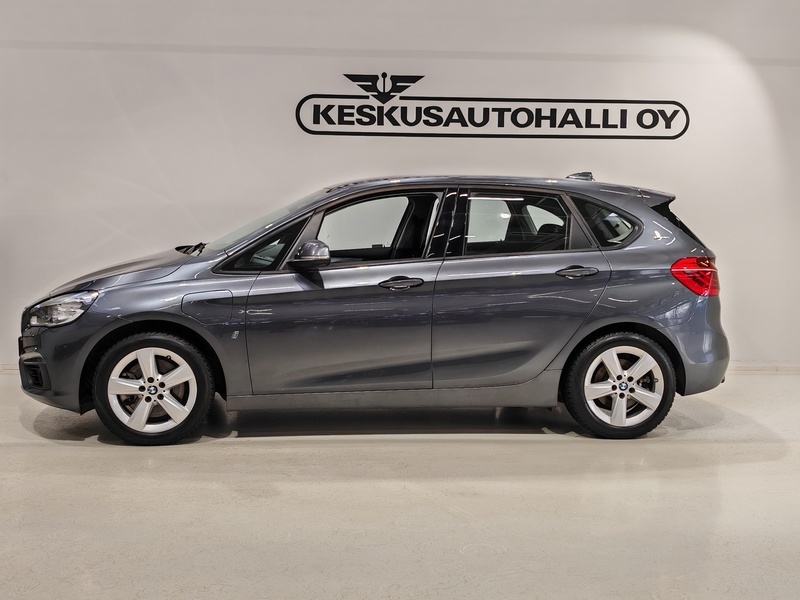 BMW 225 vaihtoauto