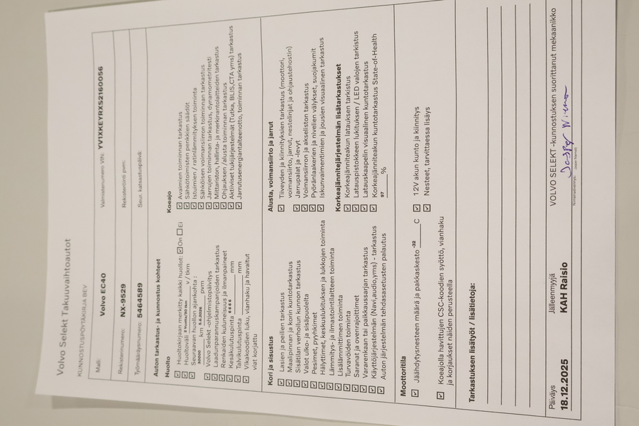 Volvo EC40 vaihtoauto