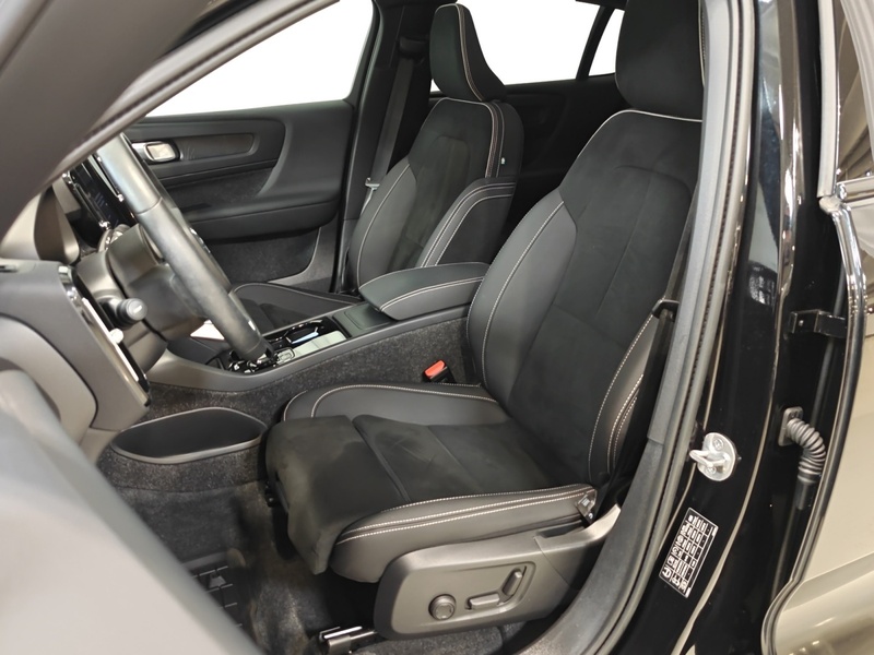 Volvo EC40 vaihtoauto