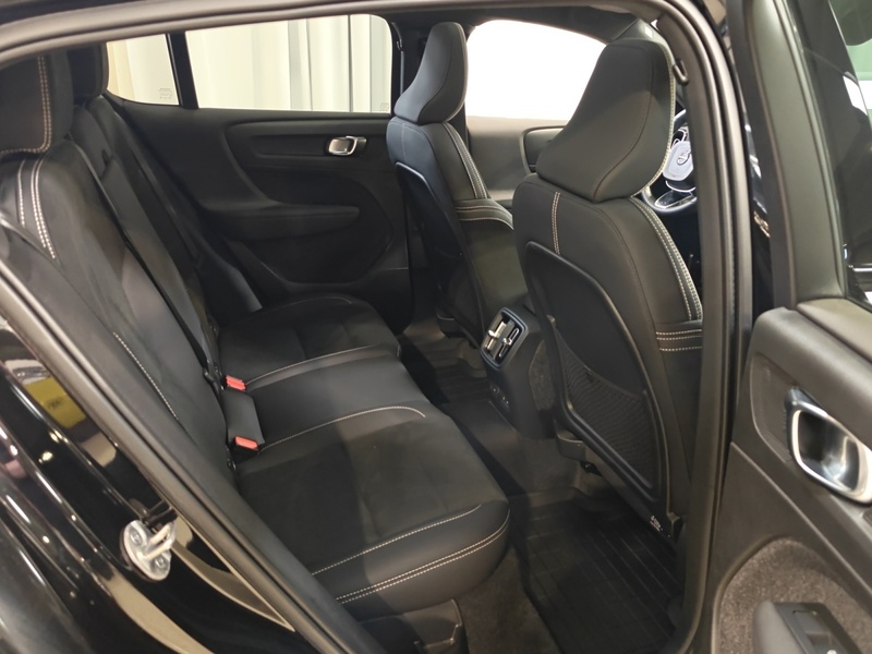 Volvo EC40 vaihtoauto