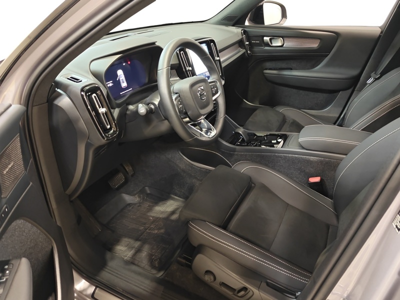 Volvo EX40 vaihtoauto