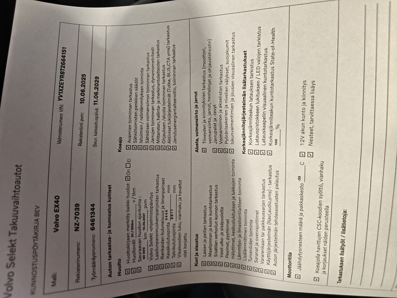 Volvo EX40 vaihtoauto