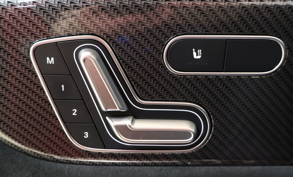 Mercedes-Benz GLA vaihtoauto