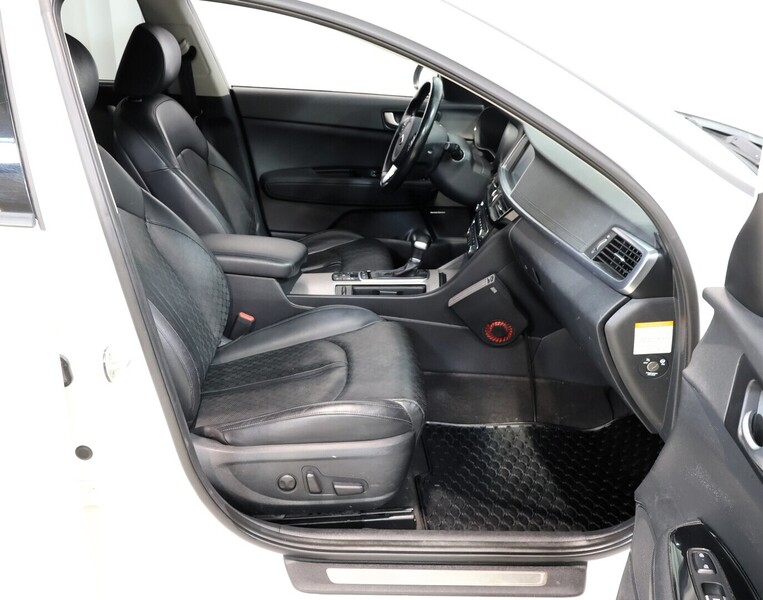 Kia Optima vaihtoauto