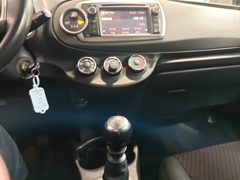 Toyota Yaris vaihtoauto