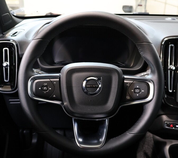 Volvo EC40 vaihtoauto