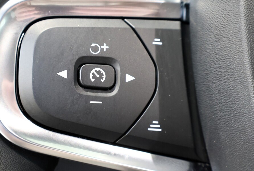 Volvo EC40 vaihtoauto