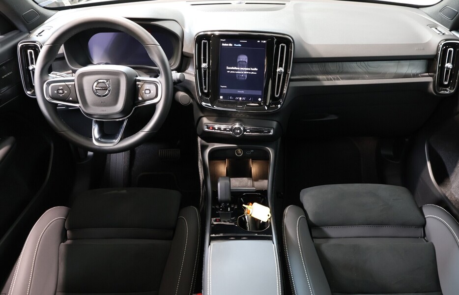 Volvo EC40 vaihtoauto