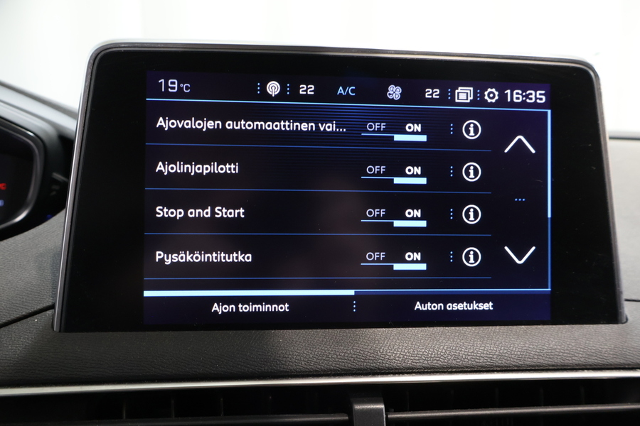 Peugeot 5008 vaihtoauto