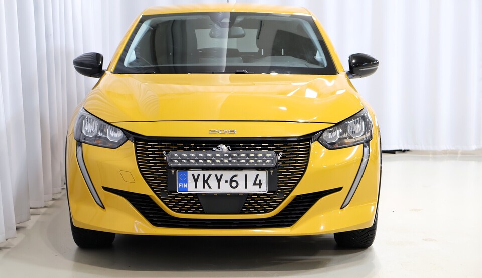 Peugeot e-208 vaihtoauto