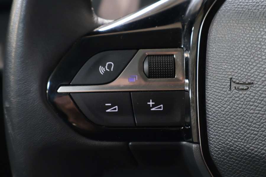 Peugeot e-208 vaihtoauto