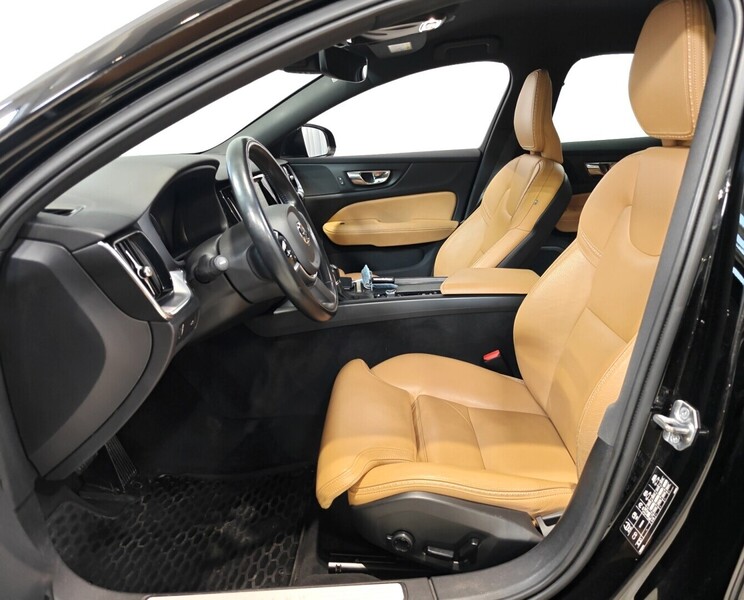 Volvo V60 Cross Country vaihtoauto