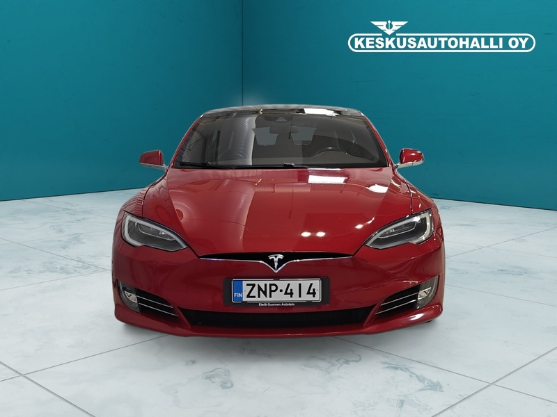 Tesla Model S vaihtoauto