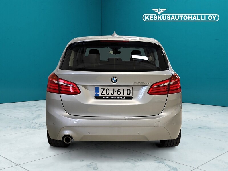 BMW 225 vaihtoauto