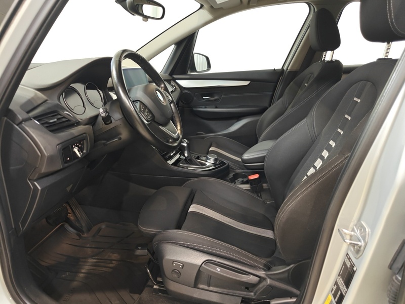 BMW 225 vaihtoauto