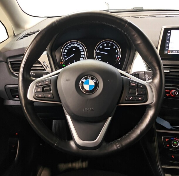 BMW 225 vaihtoauto