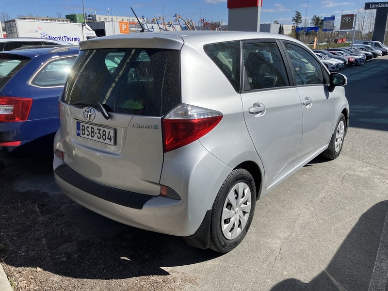Toyota Verso-S vaihtoauto