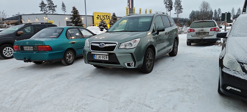 Subaru Forester vaihtoauto